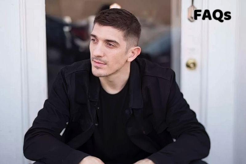 FAQs about Andrew Schulz